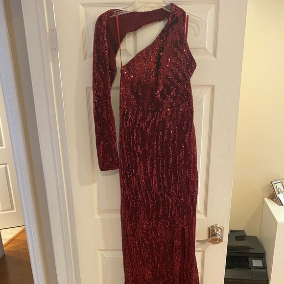 Portia & Scarlett PS2045 Red Gown - Picture 2 of 8